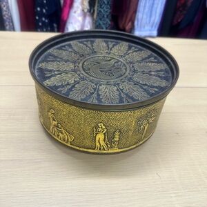 Vintage 1960s Paradise Fruitcake Embossed Guildcraft Cake Tin: Gold & Black